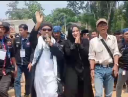 Calon Gubernur Banten . Hj. Ratu Ageng Rekawati KD, SE., ME. Hadiri Milad KBLB Lebak Ke- 7 Disambut Ribuan Masyarakat