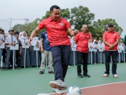 Wahyu Mijaya membuka kejuaraan futsal antar-SMP/MTs. sederajat se-Jabar bertajuk “SMKN 2 Garut Cup”