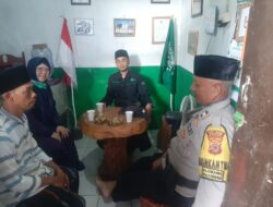 *Bhabinkamtibmas Desa Cimande Polsek Caringin Melaksanakan Kegiatan Sambang Warga Sampaikan Pesan Kamtibmas Dalam Rangka Giat Mantab Brata