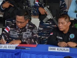 Sinergitas Tim Gabungan TNI AL Gagalkan Penyelundupan 3.300 Gram Narkoba di Perairan Sebatik