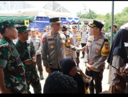 Kapolres Gresik Dampingi Kapolda Jatim ke daerah Terdampak Bencana Alam Dan Baksos Gempa Bumi di Pulau Bawean