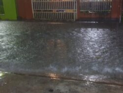 Simpang Tiga Kota Baru II Langganan Banjir Usai Diguyur Hujan Deras Warga Minta Pembangunan Saluran Drainase
