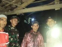 Polsek Caringin Bersama TNI dan Instansi Terkait Cek Lokasi Tanah Longsor Terjadi di Desa Ciderum, Akses Jalan lingkungan Terputus