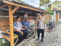 Jaga Kondusifitas Wilayahnya, Bhabinmas Desa Bojong murni Sambangi Warga Binaannya