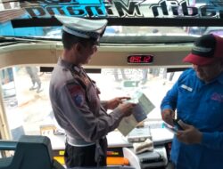Satlantas Polres Bogor Bersama Forkompinda Lakukan Pengecekan Kelayakan Kendaraan Angkutan Umum Mudik Lebaran Idul Fitri 1446 H