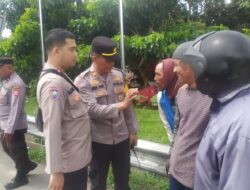 Kapolsek Ciawi Pimpin Patroli dan Himbauan Terhadap Tukang Palkir dan Pak Ogah di Jalur Alternatif puncak