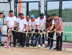 Kapolres Bogor Bersama Bupati Bogor dan Forkopimda Menghadiri Peresmian Lapangan Tenis Kapten Muslihat dan Pemberian Penghargaan Atlet