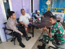 Sinergitas TNI-Polri Bhabinmas Desa Banjarwangi Berikan Himbauan dan Santunan Kepada Masyarakat Desa Banjarwangi