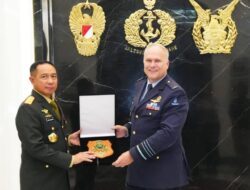 Panglima TNI dan Panglima Angkatan Bersenjata Belanda Bahas Kerjasama Militer