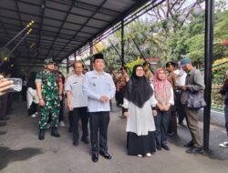 Wakil Wali Kota Bandung Tinjau Pelaksanaan MPLS SMA Kartika 1 Bandung