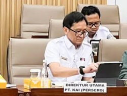 Dirut KAI Sebutkan Kalau Woosh “Bom Waktu” Bikin tekor Hampir 1 Triliun