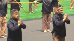 Iko Uwais dan Eko Wahyudi Pimpin Atraksi Pencak Silat di Istana Merdeka