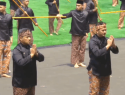 Iko Uwais dan Eko Wahyudi Pimpin Atraksi Pencak Silat di Istana Merdeka