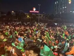 Buntut Tewasnya Affan Kurniawan, Solidaritas Ojol Kepung Polda Metro Jaya