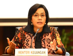 Sri Mulyani Akhirnya Revisi Anggaran Kesejahteraan Guru dari Rp.179 Triliun ke Rp. 275 Triliun