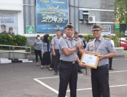 Inovasi Layanan Hukum, Andi Ferry Mulyanudin Diganjar Penghargaan Pegawai Teladan Kemenkum