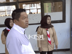 Dedi Mulyadi Ngamuk! SMK Dawuan Disemprot Gara-Gara Toilet Butut dan Kandang Ayam Dekat Sekolah: Kadis Kena Semprot!