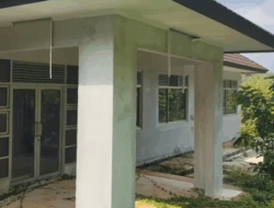 Gedung USB SMKN 1 Cijeungjing Jadi Semak Belukar: Rp2,7 Miliar Raib, 4 Tersangka Ditahan!