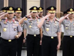 Bintang Tiga Bertebaran! Polri Lakukan Manuver Besar di Mabes