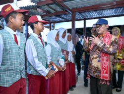 Bahasa Inggris Wajib Mulai 2027: Pemerintah Siapkan Pelatihan Guru Nasional