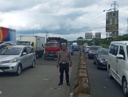 Jelang Nataru, Polsek Ciawi Imbau Pengguna Jalan Hindari Titik Macet Ciawi
