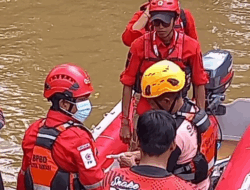 Tragedi Kali Cikeas: Dua Anak Terseret Arus, Satu Ditemukan Meninggal