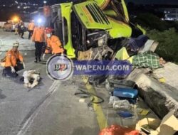 Kecelakaan Bus Maut di Tol Krapyak, 16 Penumpang Tewas