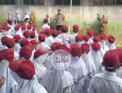 “POLISI GO TO SCHOOL” DI SD NEGERI 04 Karang Tengah,  Bhabinkamtibmas Pembina Upacara dan Beri Himbauan