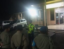 Patroli Malam Gabungan Ciawi: Kawal Keamanan Jam Rawan, Bersihkan Wilayah dari Miras dan Obat Terlarang