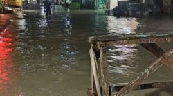 BANJIR KEMBALI MELANDA RANCAEKEK KENCANA: PROYEK JALAN PEMERINTAH JUSTRU JADI PETAKA, DRENASE DIANGGAP ANGIN LALU!   