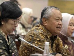 BI Naikkan Suku Bunga, Rupiah Diperkuat di Tengah Badai Global