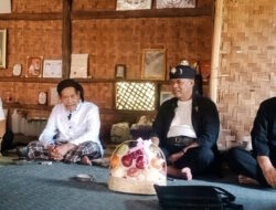 Tim MASDA Jabar Silaturahmi ke Kampung Adat Dukuh Garut, Sesepuh Adat Sampaikan Harapan Perbaikan dan Reboisasi
