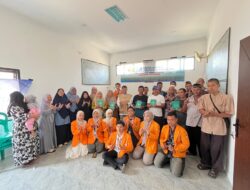 Mahasiswa KKM 20 KIARA Universitas Primagraha Bersama BWA Tebar Cahaya Al-Qur’an melalui Program Serang Mengaji