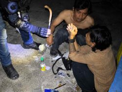 Malam-malam Ngorek Tanah di Antapani, Dua Orang Diamankan Tim Prabu: Celurit hingga Alprazolam Ditemukan